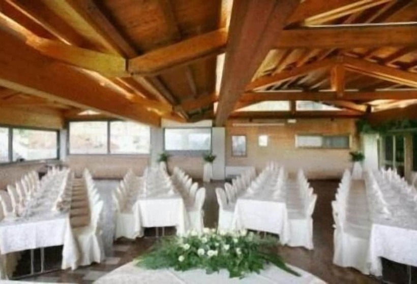 Отель Albergo Volpara