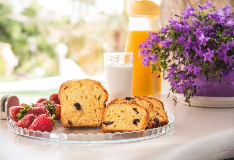 ホテル Alexandros Village