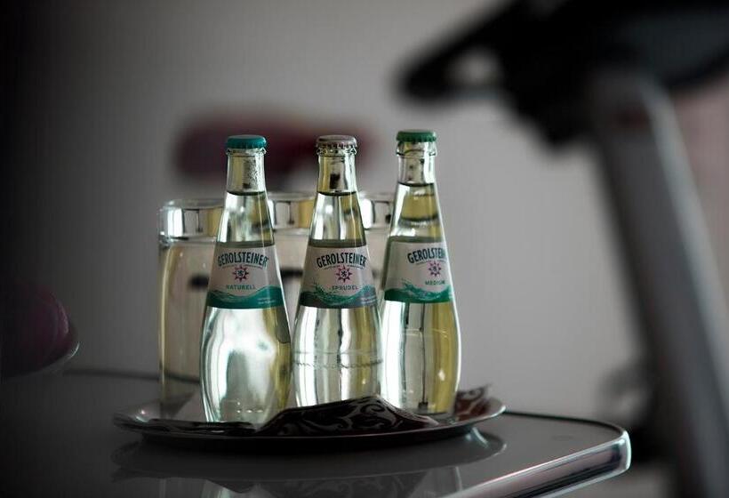 ホテル Restaurant Anna