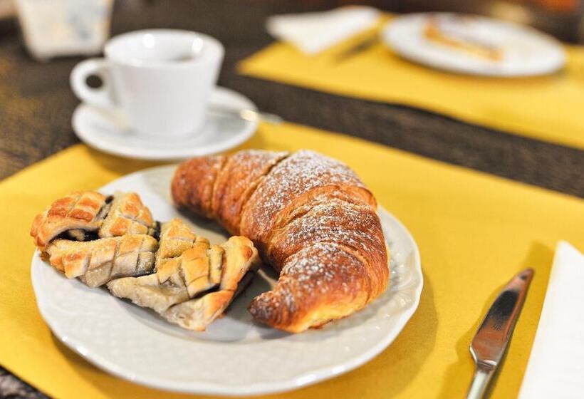 בית מלון כפרי Antica Locanda Luigina