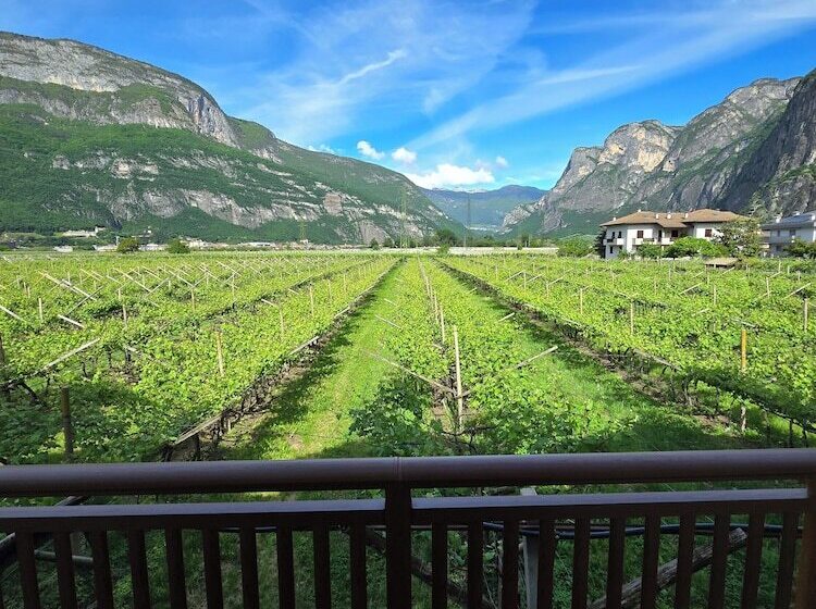 בית מלון כפרי Antico Fienile Agritur