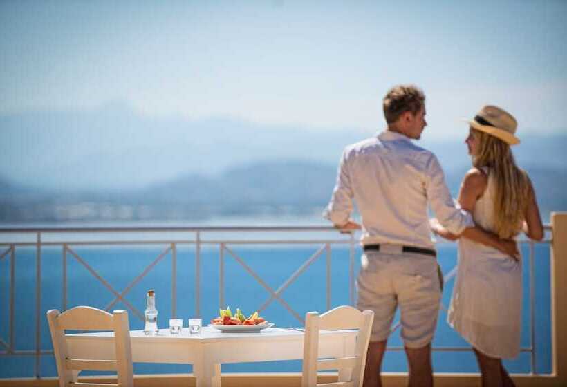 בית מלון כפרי Astoria