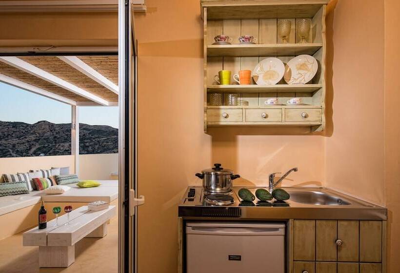 בית מלון כפרי Astoria