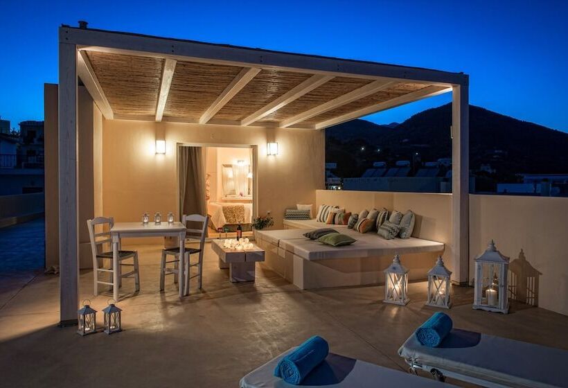 בית מלון כפרי Astoria