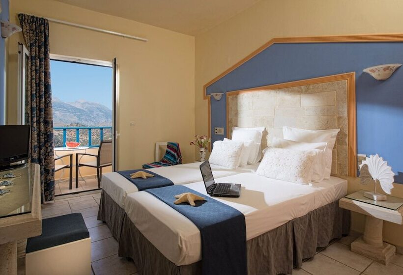 בית מלון כפרי Astoria