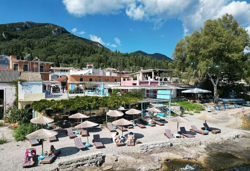 호텔 Avra Budget Beach Rooms