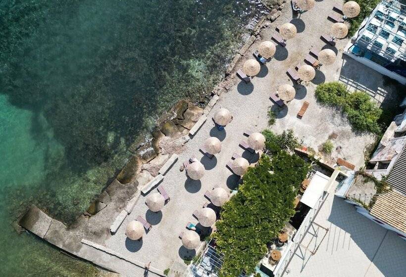 호텔 Avra Budget Beach Rooms