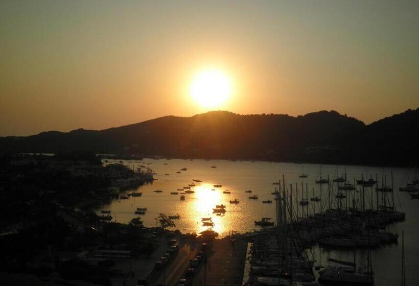 בית מלון כפרי Babis