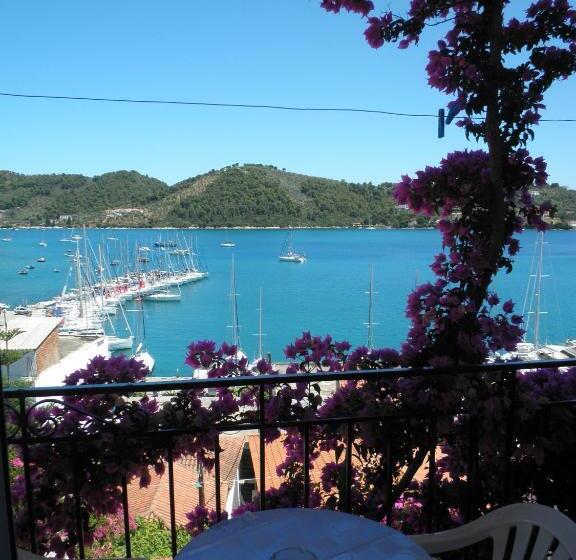 בית מלון כפרי Babis