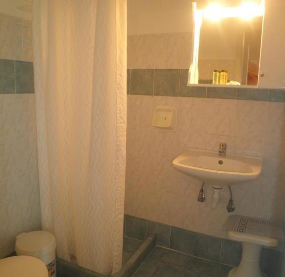 בית מלון כפרי Babis