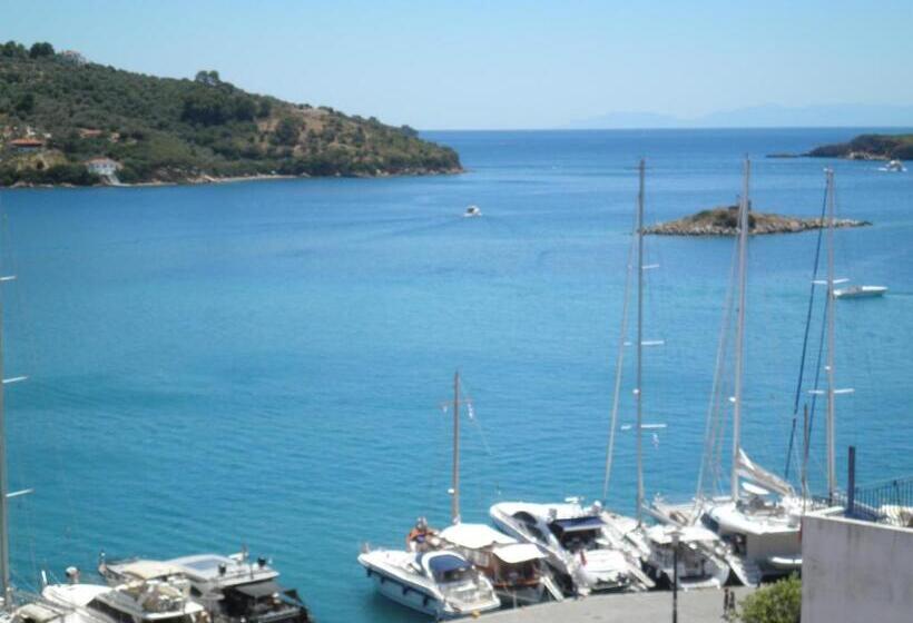 בית מלון כפרי Babis