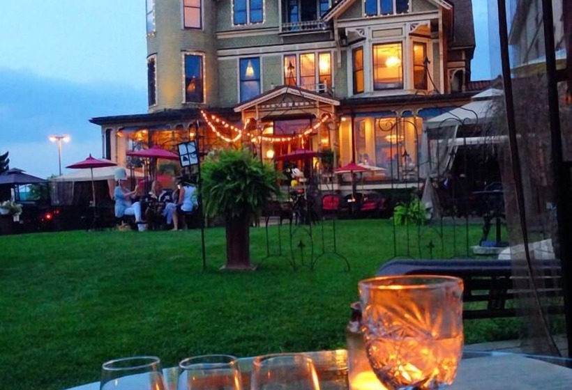 ホテル Baker House