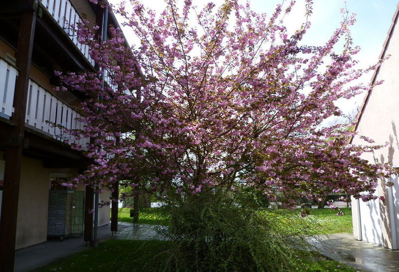 فندق Hôtel & Résidence