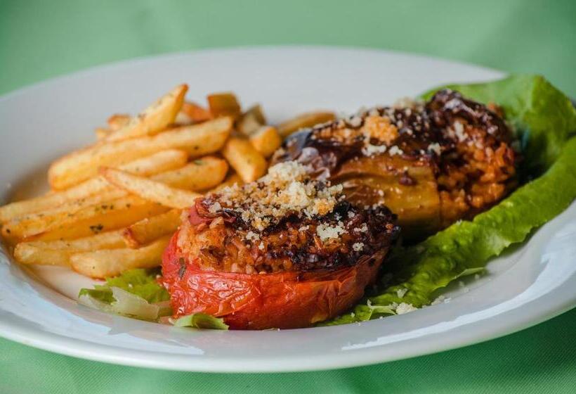 Отель Bella Vista Apartments