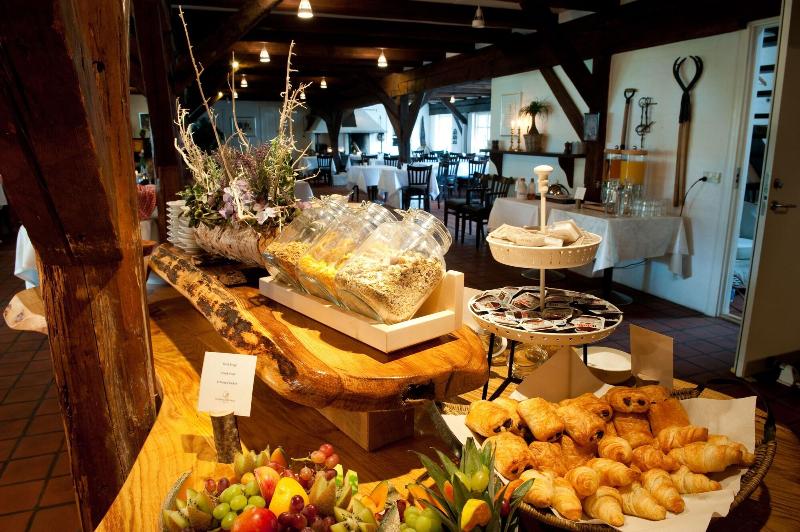 Отель Benniksgaard