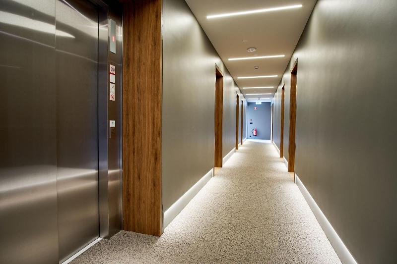 هتل Berg By Keflavik Airport