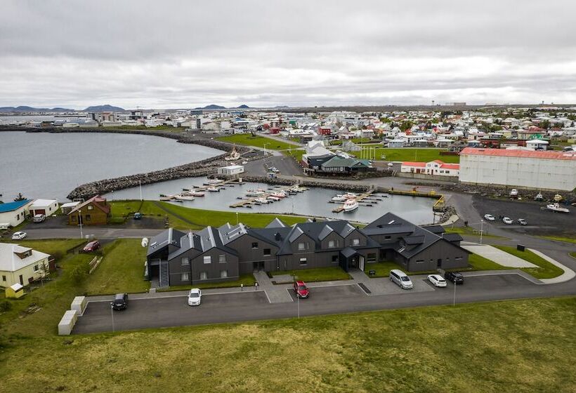 هتل Berg By Keflavik Airport