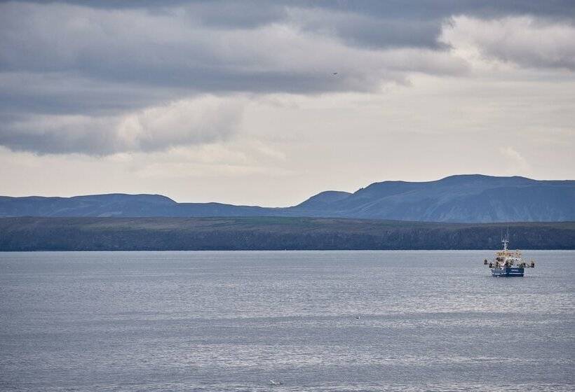 هتل Berg By Keflavik Airport