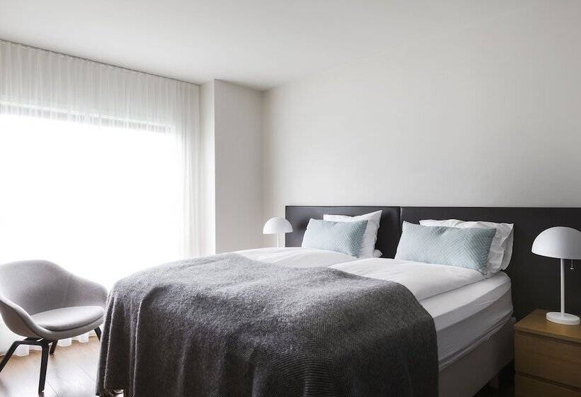 هتل Berg By Keflavik Airport