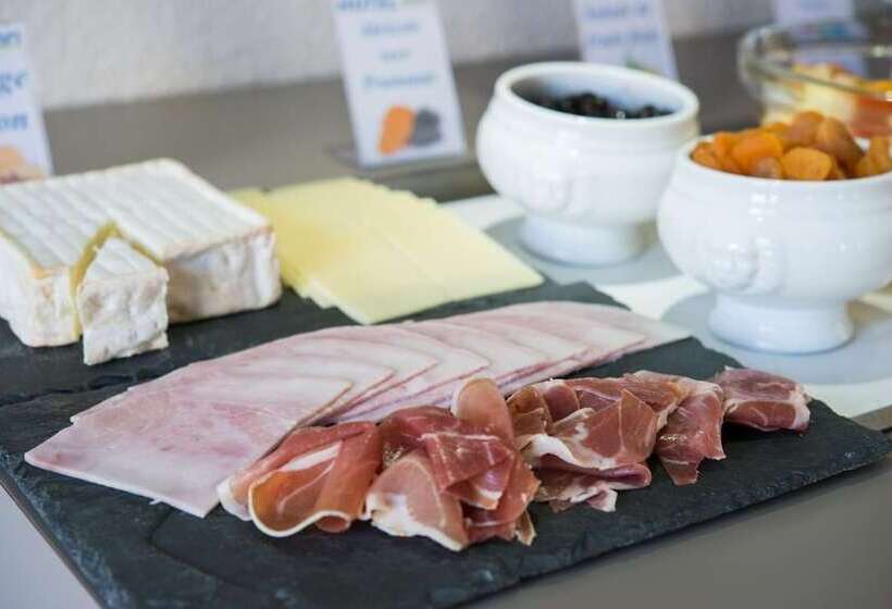 Brit Hotel Essentiel De Granville