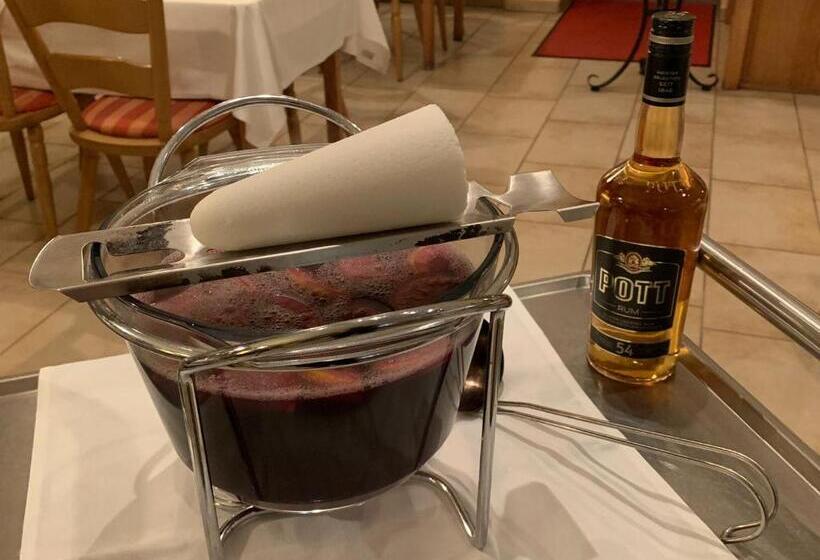 בית מלון כפרי Cafe Restaurant Loreleyblick