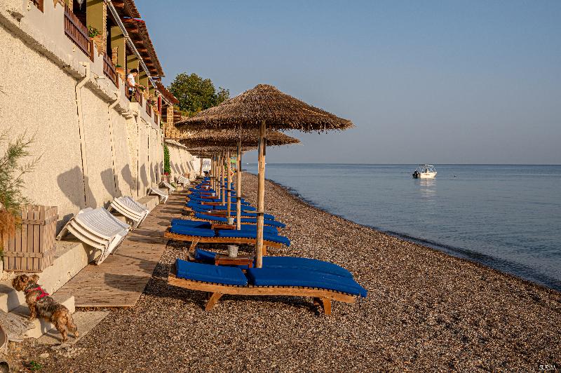 בית מלון כפרי Castella Beach