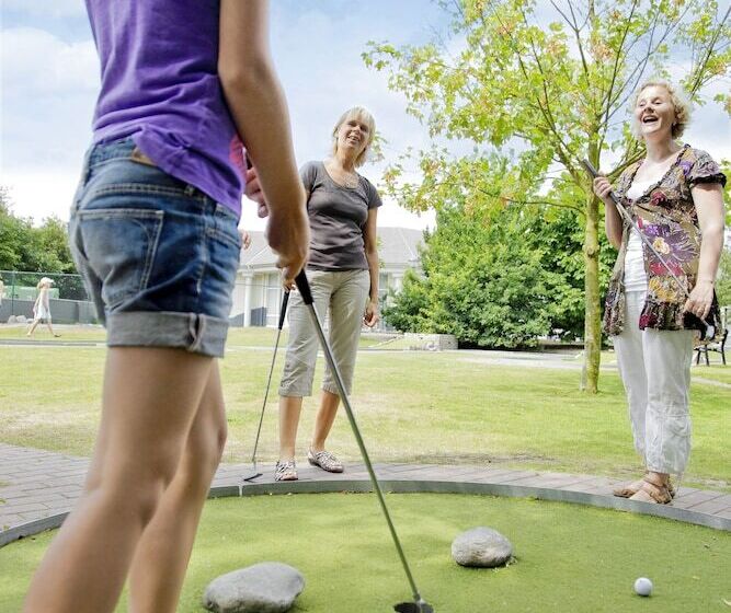 فندق Center Parcs Park De Haan