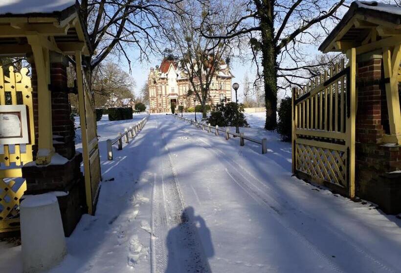 فندق Château De La Râpée Hôtel Restaurant