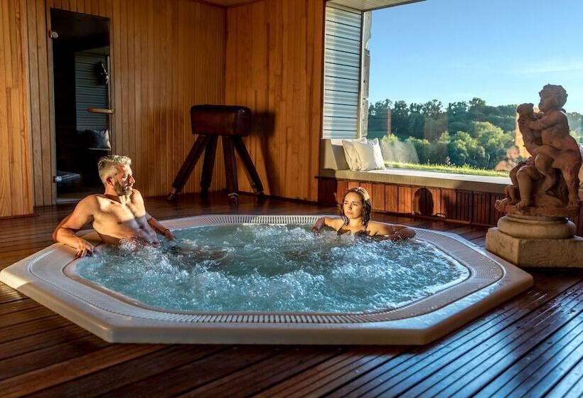 فندق Château De Labro   Teritoria