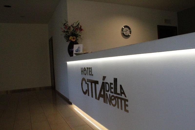ホテル Città Della Notte