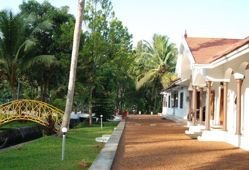 Hotel Coconut Creek Farm & Home Stay