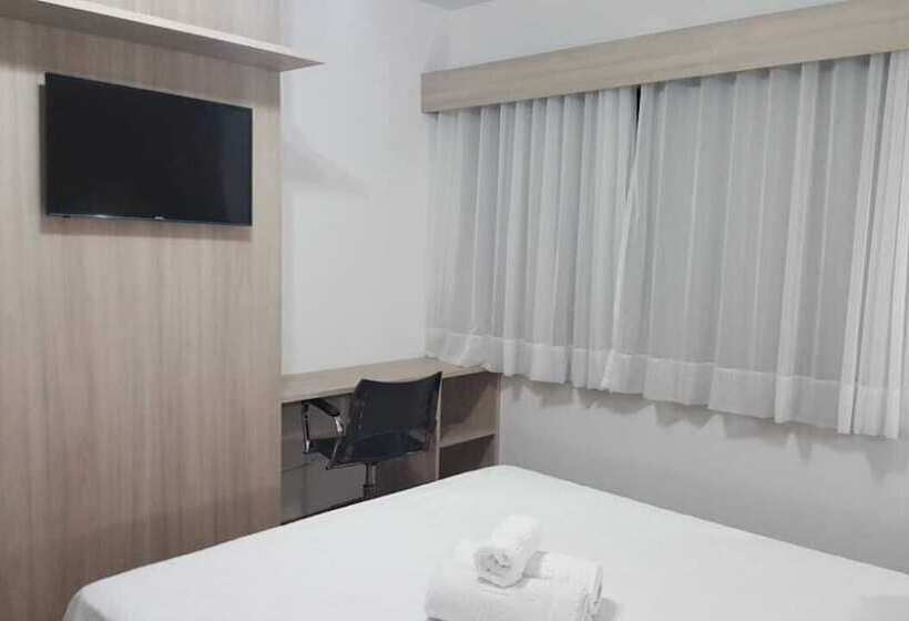 בית מלון כפרי Cristal Executive