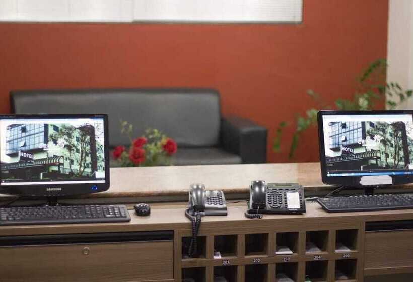 בית מלון כפרי Cristal Executive