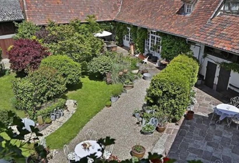 Отель De Charme  Zum Schiff