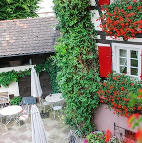 Отель De Charme  Zum Schiff