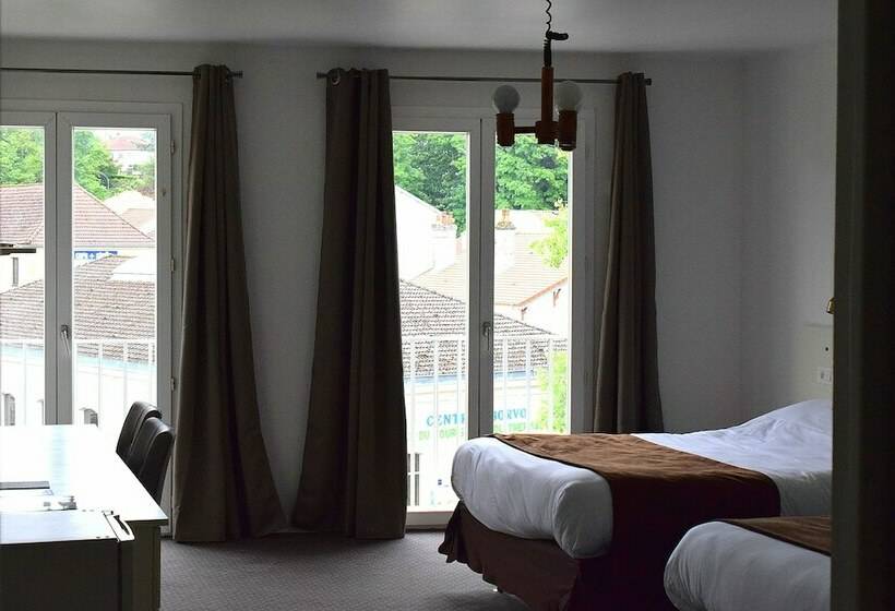 Отель Des Lauriers Roses