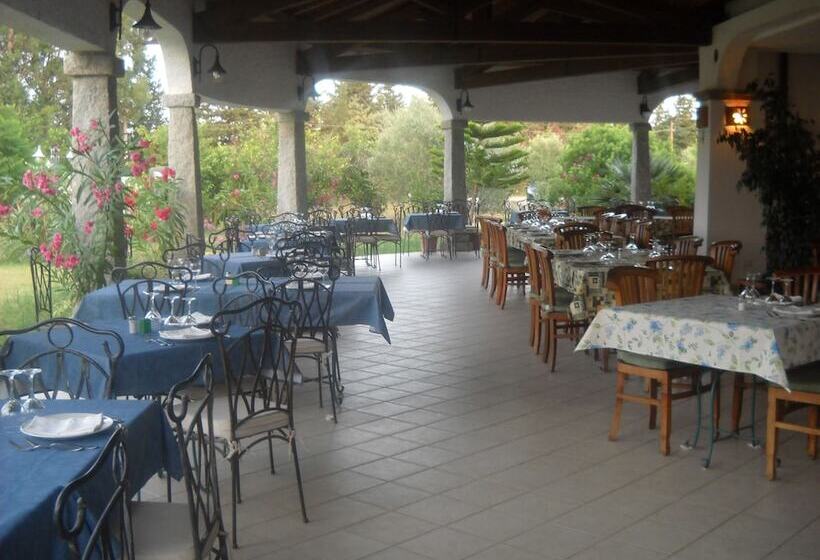 בית מלון כפרי Domu Incantada