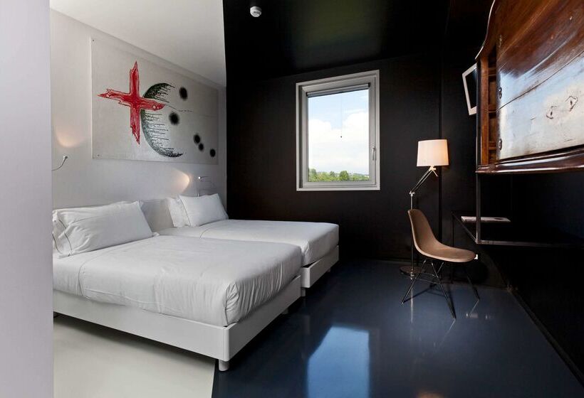 Отель Aiden By Best Western Jhd Dunant