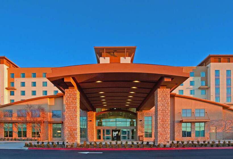 בית מלון כפרי Embassy Suites Palmdale