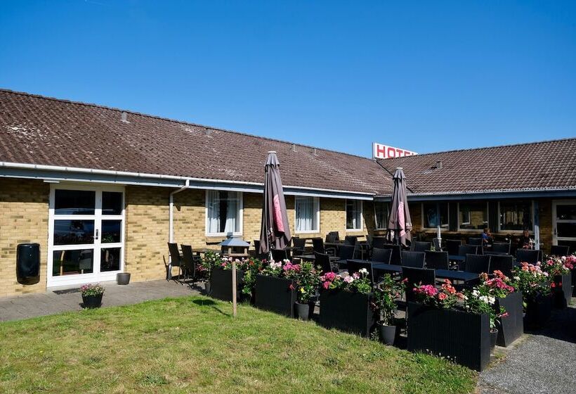 בית מלון כפרי Falken