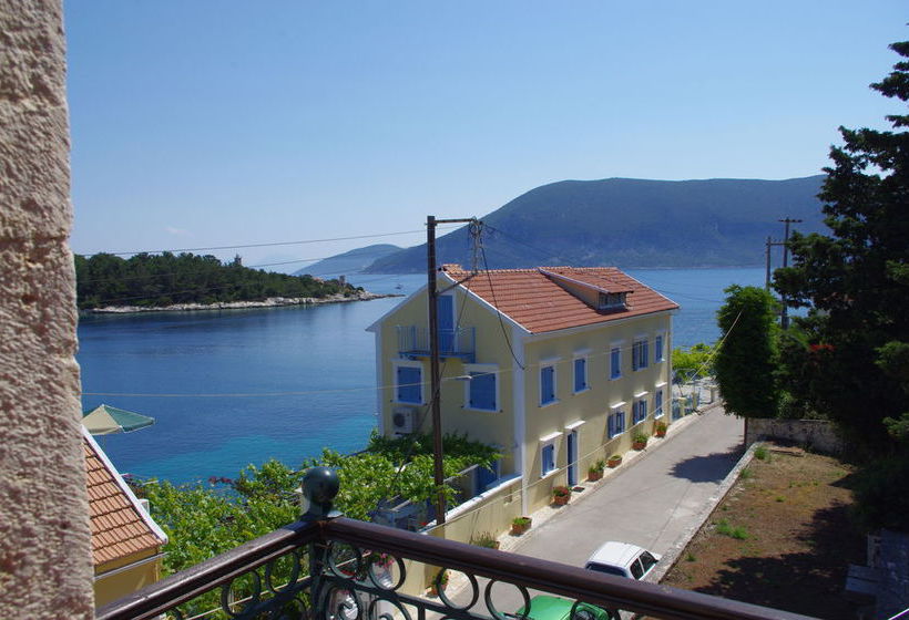 בית מלון כפרי Faros Suites