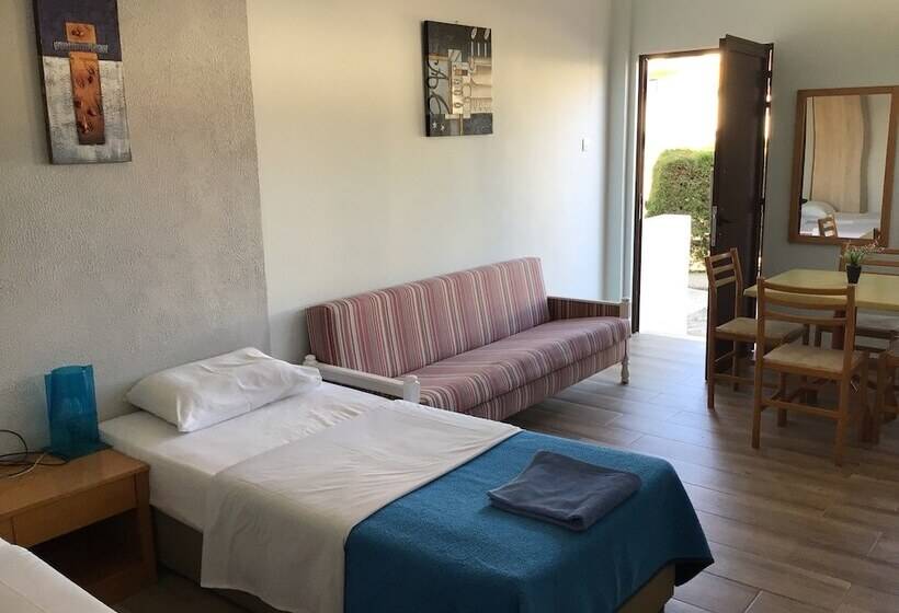 Florea Hotel Apartments