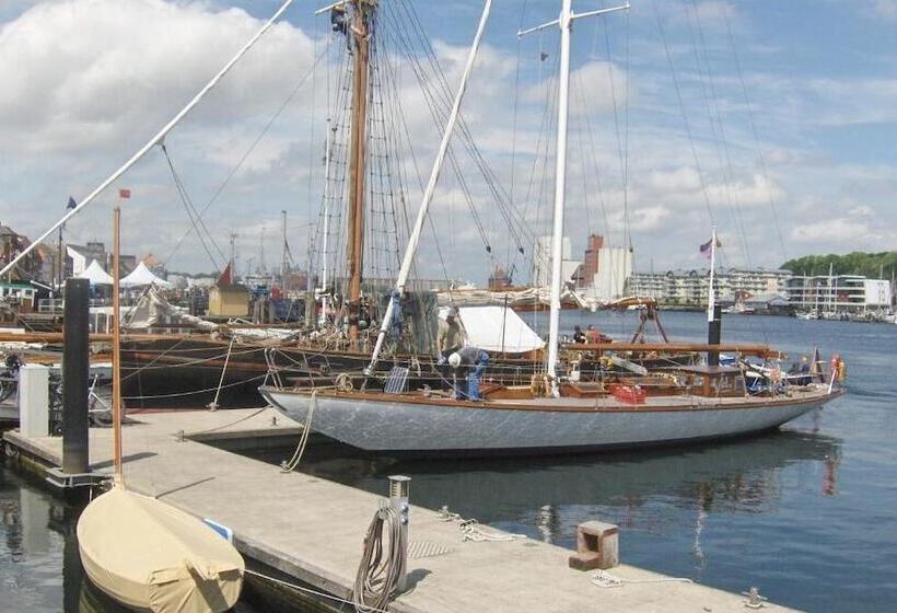 בית מלון כפרי Frøslev Kro