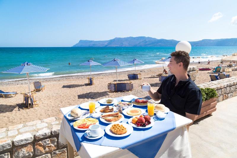 בית מלון כפרי Galini Beach