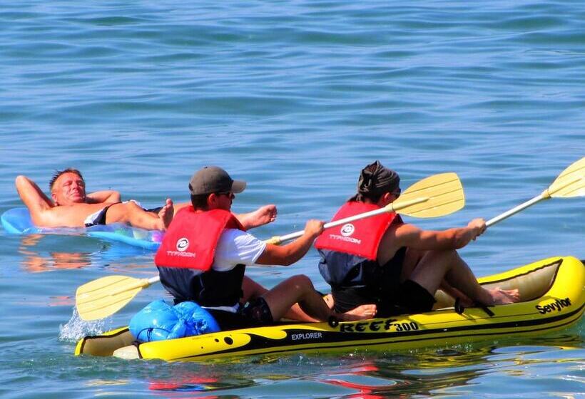 בית מלון כפרי Galini Beach