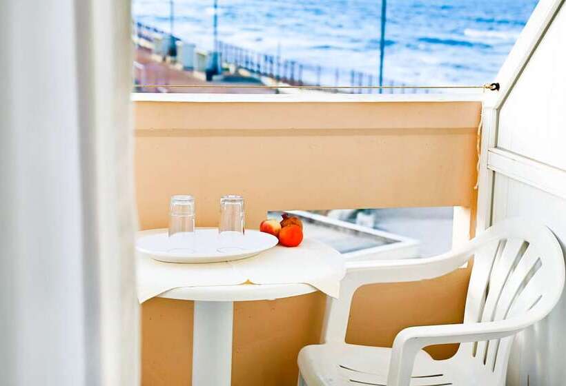 فندق Galini Beach