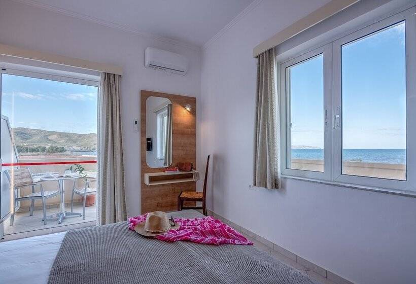 בית מלון כפרי Galini Beach