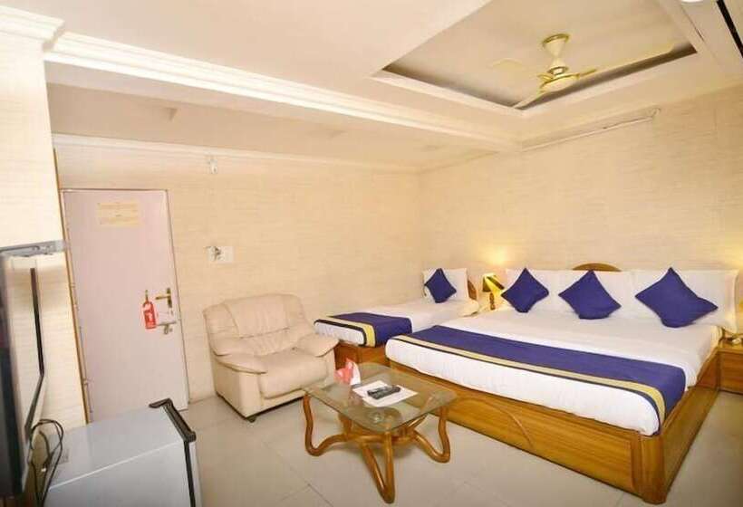 ホテル Collection O Ganpati