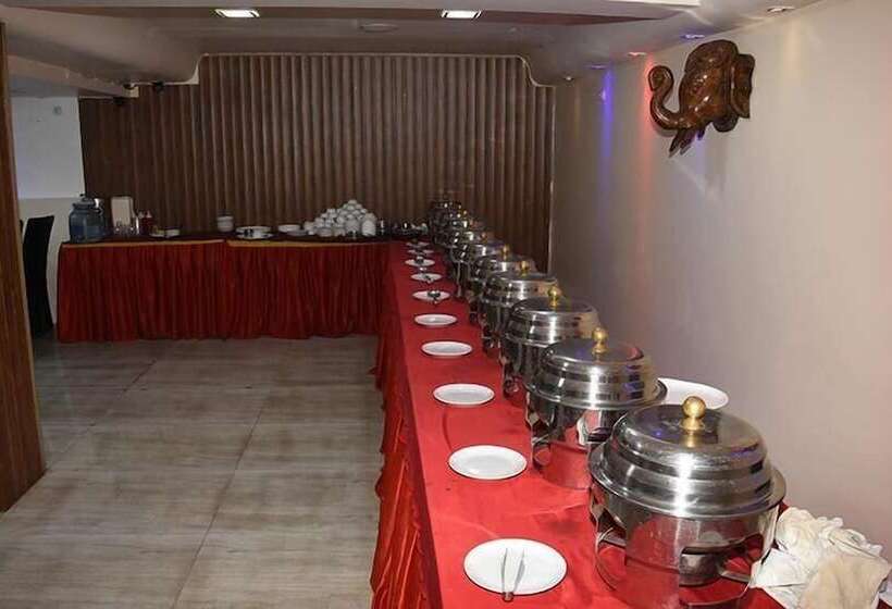 ホテル Collection O Ganpati