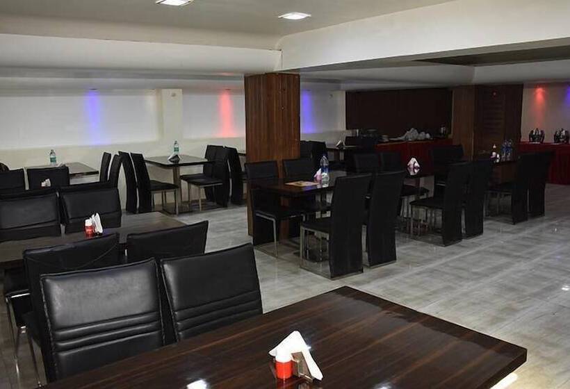 ホテル Collection O Ganpati